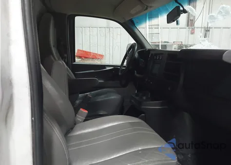 2014 GMC Savana 2500 Work Van z USA, uszkodzony, nr VIN 1GTW7FCA5E1146408